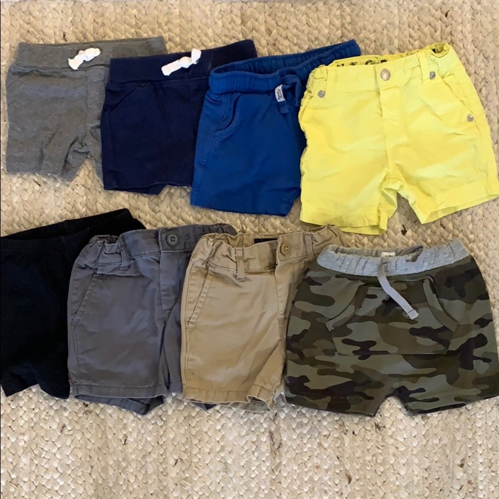 Children’s Place Assorted 6-9 month shorts